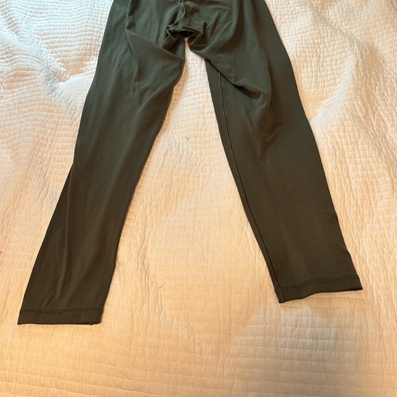 Aerie offline army green leggings - Picture 6 of 6